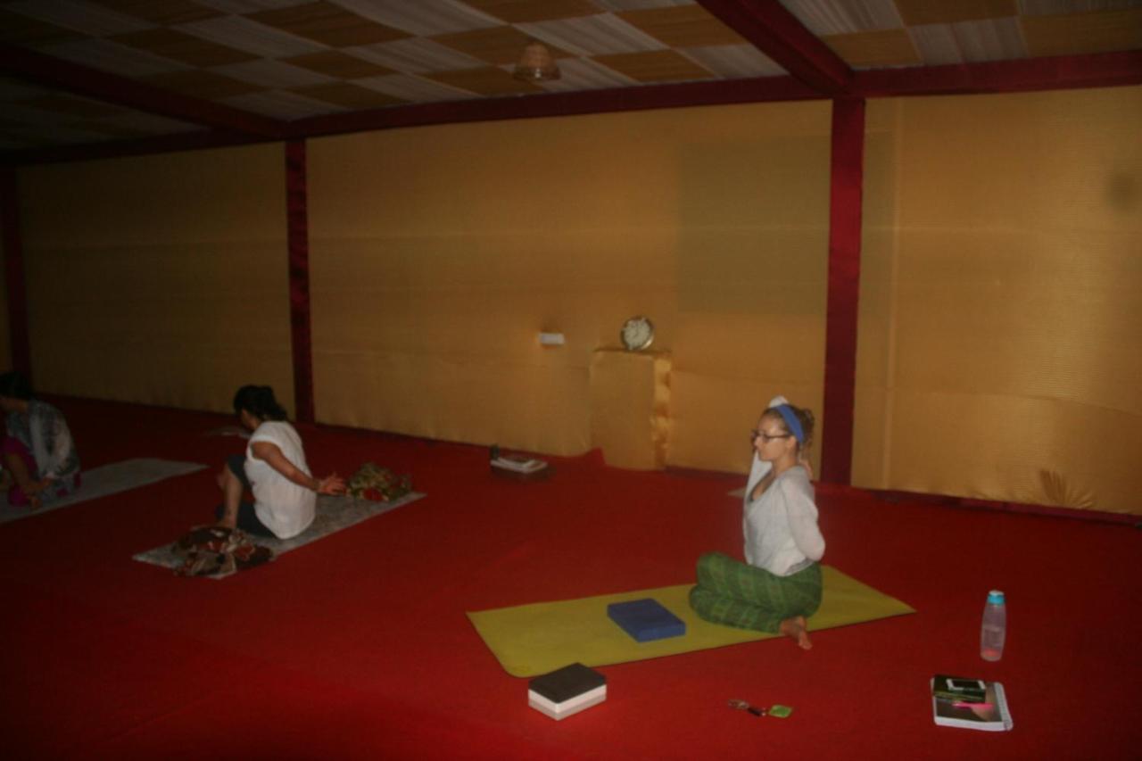 Rishikesh Sadan A Yoga & Spritual Retreat Hotel Tapovan Buitenkant foto